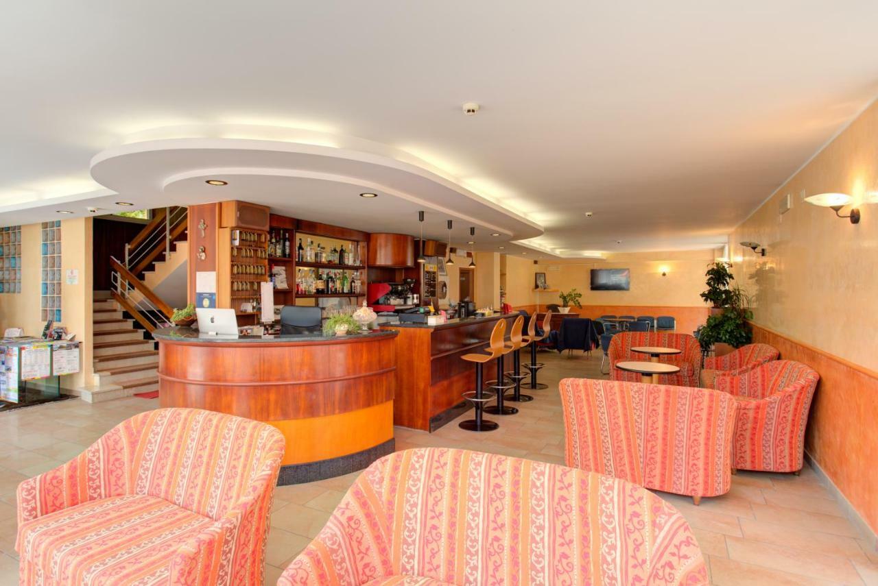 Hotel Nella Rimini Kültér fotó